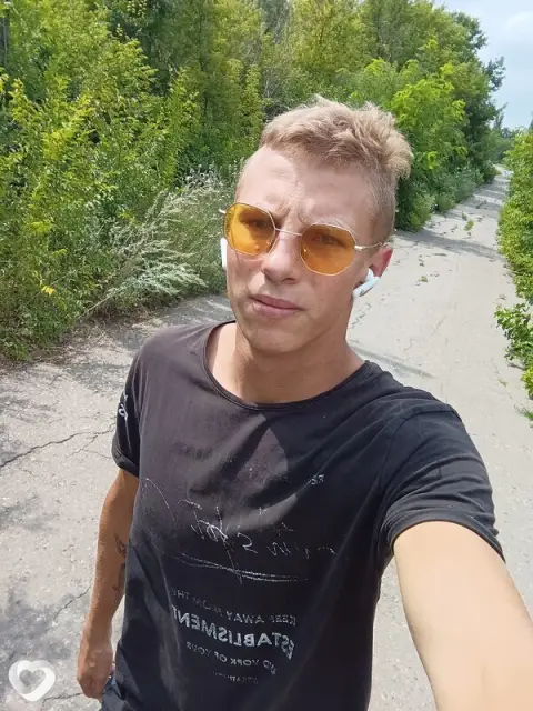 Сергей, 24 — фото анкеты