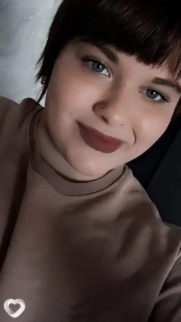 Александра, 25 — фото анкеты