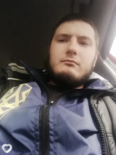 Владимир, 27 — фото анкеты
