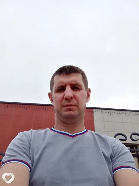 Саша, 41 — фото анкеты