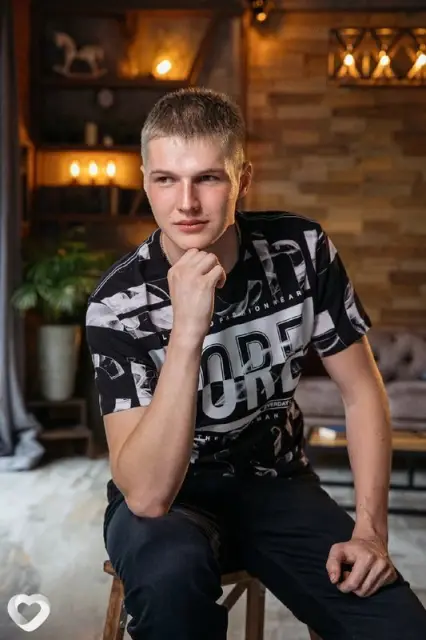 Андрей, 27 — фото анкеты