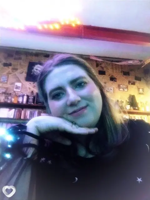 Василиса, 25 — фото анкеты