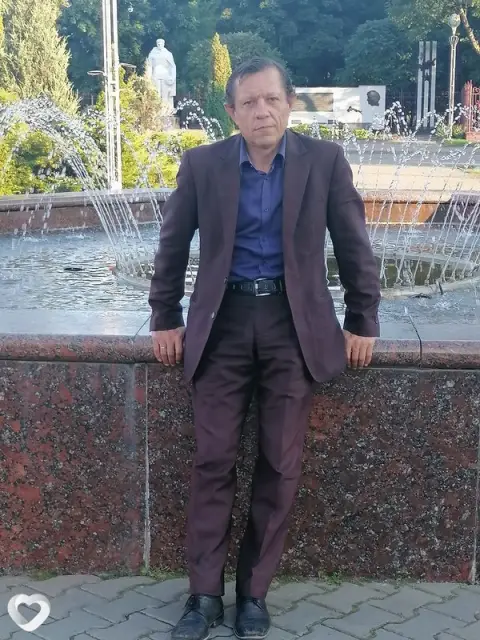 Виктор, 48 — фото анкеты