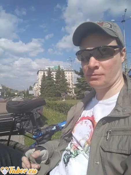 Максим, 42 — фото анкеты
