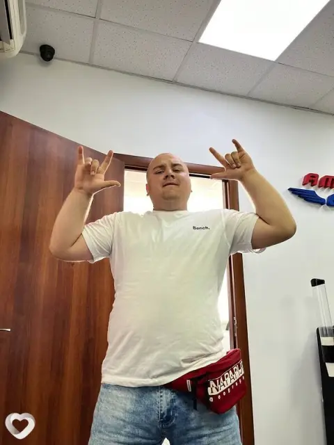 Владимир, 24 — фото анкеты