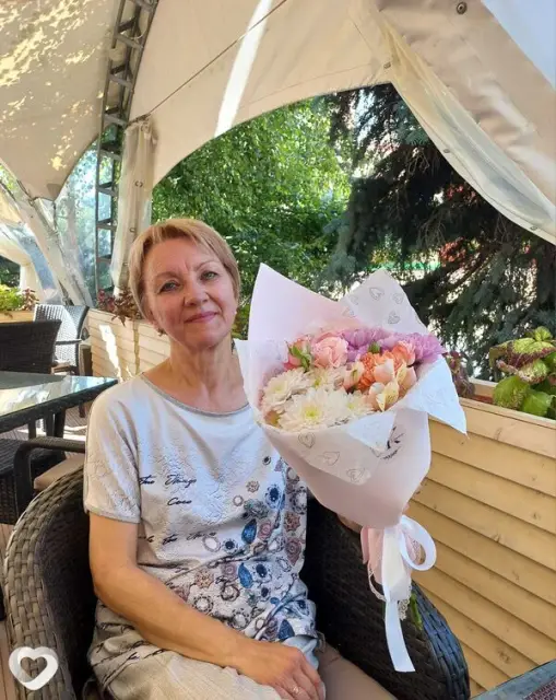 Света, 60 — фото анкеты