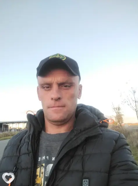 Вова, 37 — фото анкеты